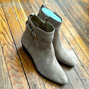 Banana Republic ankle boots